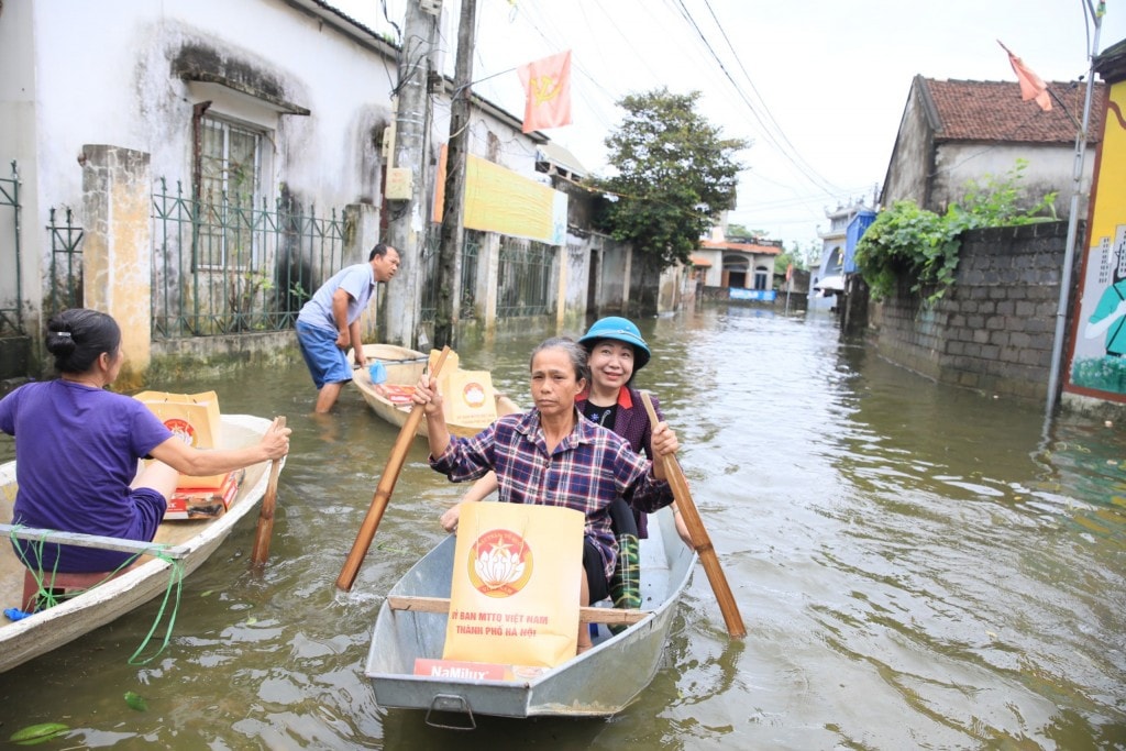 Hà Nội: Đẩy mạnh phong trào vận động, quyên góp ủng hộ người dân vùng lũ -0