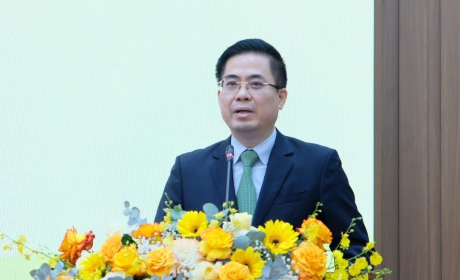 100% đại biểu HĐND tỉnh Quảng Ngãi bầu ông Nguyễn Hoàng Giang làm Chủ tịch UBND tỉnh
