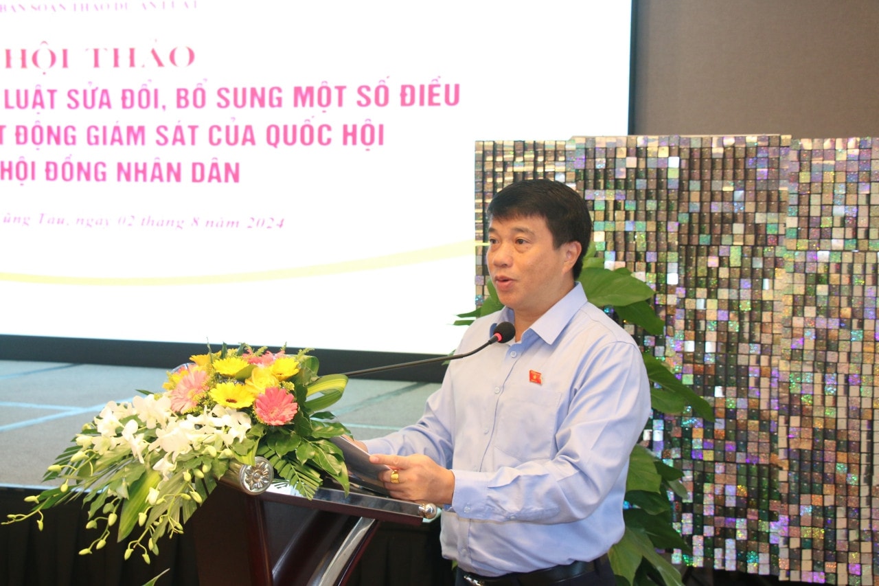 Chủ tịch Hội đồng Dân tộc Y Thanh Hà Niê Kđăm phát biểu Phó Chủ tịch Quốc hội, Thượng tướng Trần Quang Phương dự Hội thảo về sửa đổi Luật Hoạt động giám sát của Quốc hội và HĐND -0