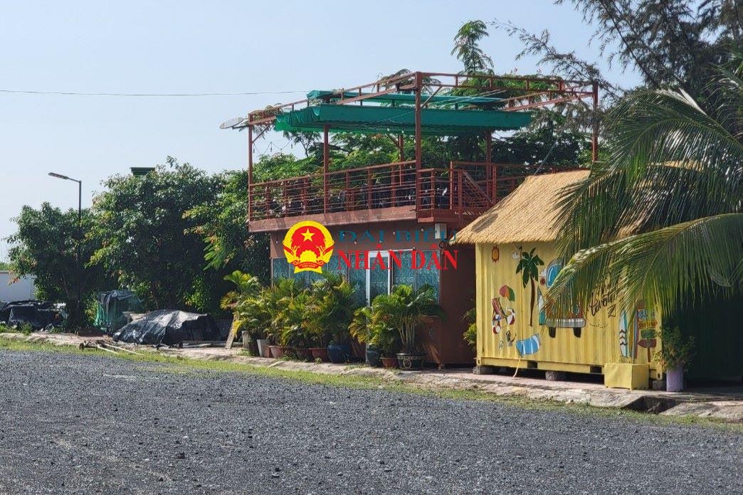 TP. Hồ Chí Minh: Hàng loạt sai sót trong chuyển đổi mục đích sử dụng đất tại công trình thương mại – dịch vụ tại xã Long Hòa -0