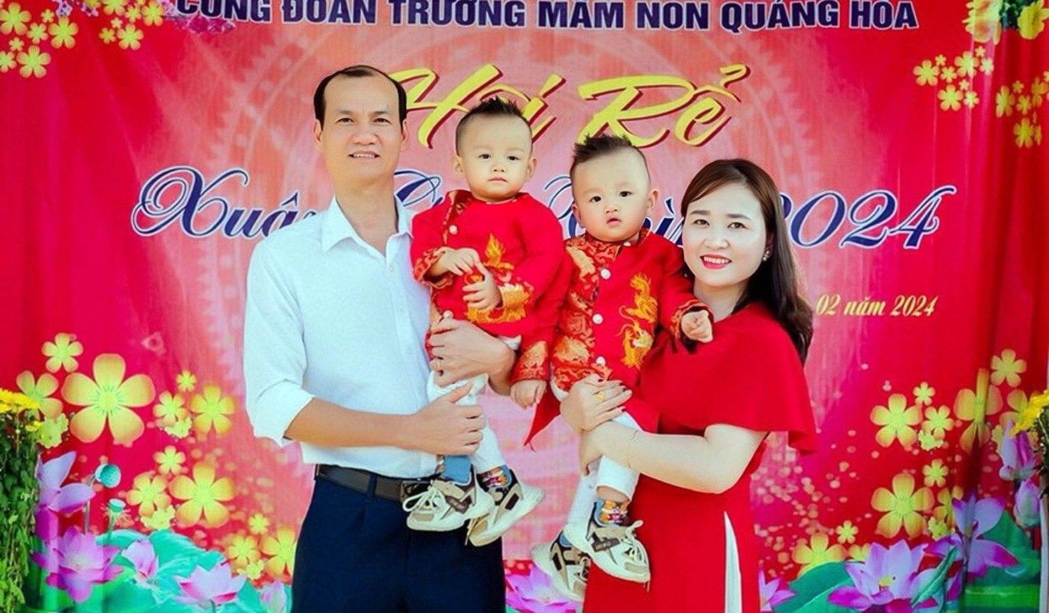 Hành trình 12 năm tìm con của cô giáo mầm non -0