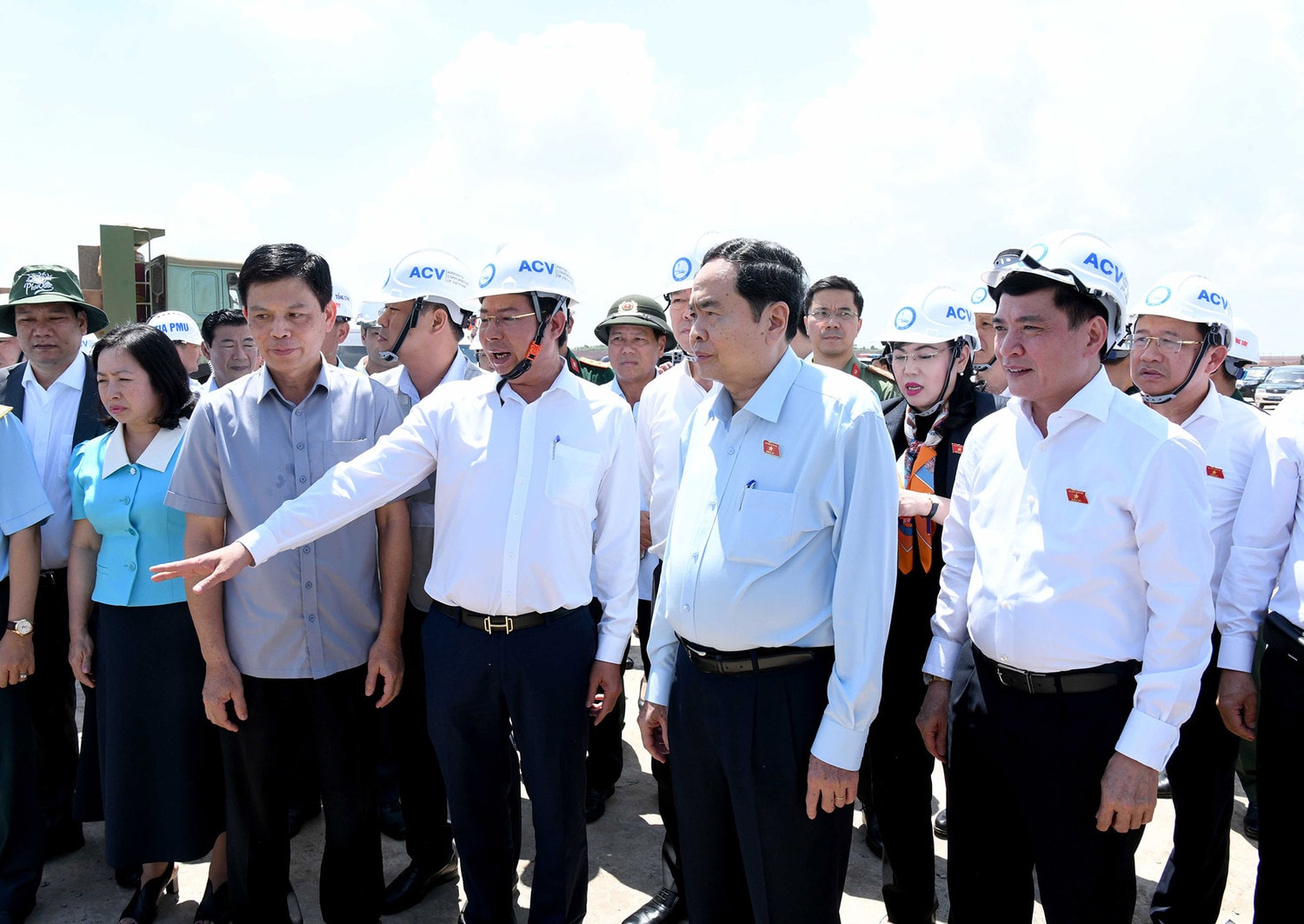 Chủ tịch Quốc hội Trần Thanh Mẫn khảo sát thực địa dự án Cảng hàng không quốc tế Long Thành -0