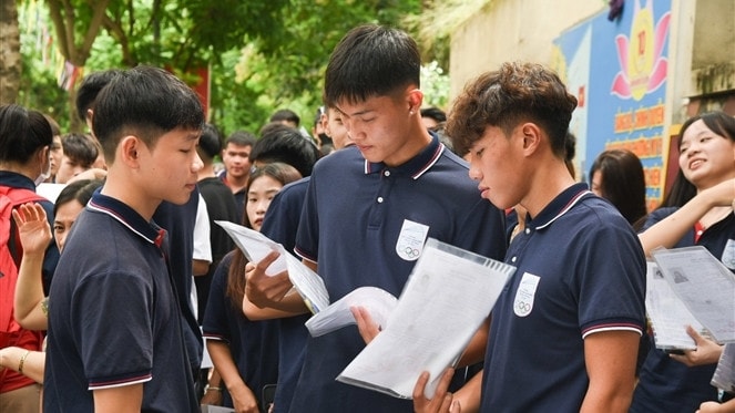 Mức thu học phí đại học hiện nay còn quá thấp (Ảnh: Quốc Việt)