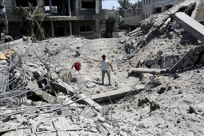 Vietnamese citizens are advised to leave Lebanon amidst the deteriorating security situation in the region. (Photo: Xinhua/VNA) Vietnamese embassy urges citizens to leave Lebanon amidst security risks -0