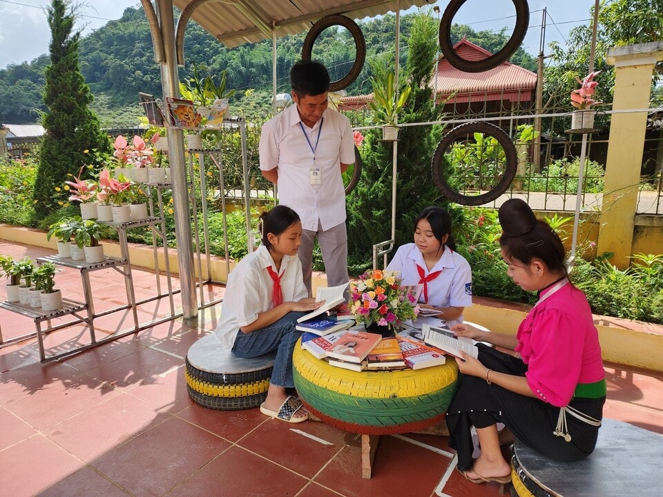 Tổ chức lễ gắn biển Công trình thanh niên trị giá 120 triệu đồng -0
