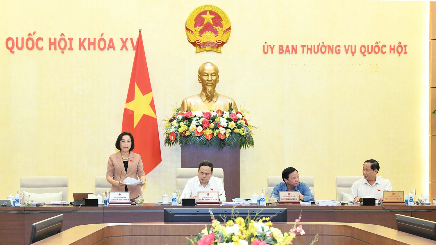 Chủ tịch Quốc hội Trần Thanh Mẫn: Phải phân tích chặt chẽ vấn đề quảng cáo thuốc -0