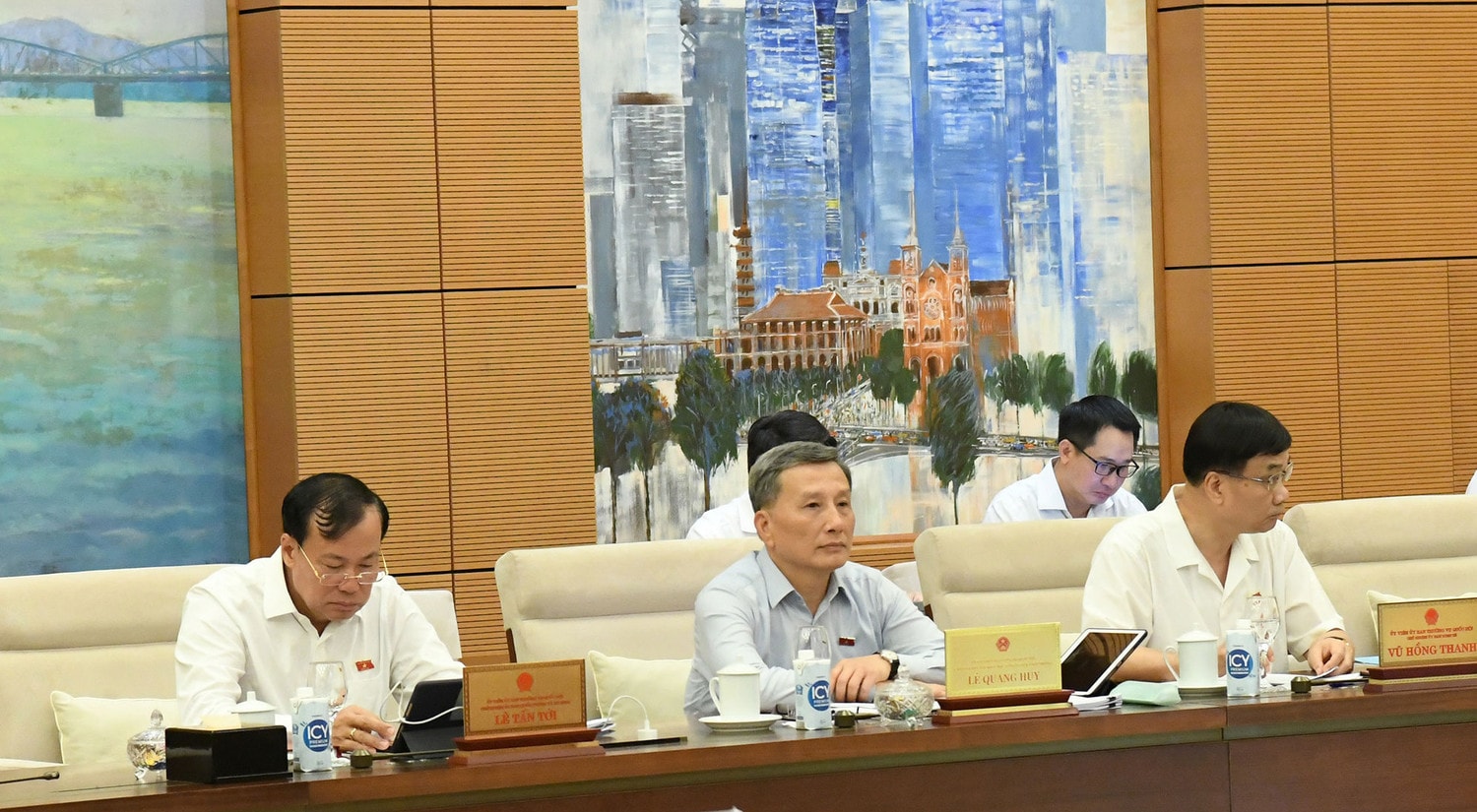 Chủ tịch Quốc hội Trần Thanh Mẫn: Hết sức cầu thị, lắng nghe, tháo gỡ những vướng mắc của thực tiễn -0