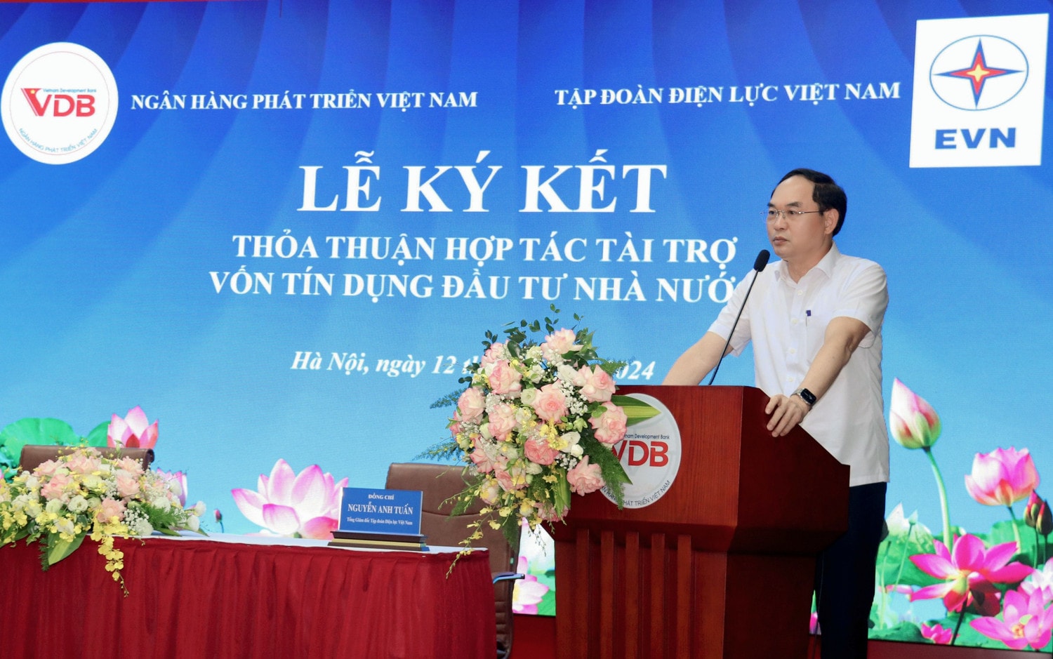 EVN và VDB ký thỏa thuận hợp tác tài trợ vốn tín dụng đầu tư của Nhà nước -0