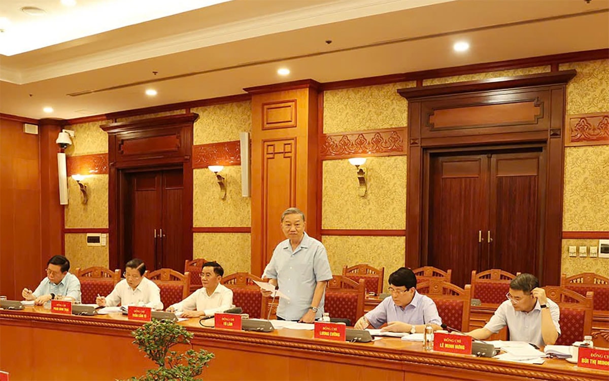 Kiên định lập trường, quan điểm và thực hành 