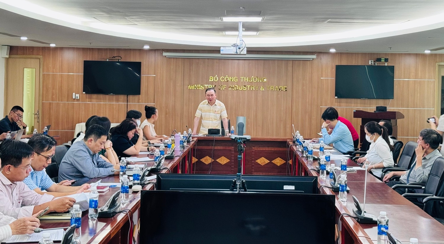 Giải pháp kích cầu tiêu dùng nội địa, thúc đẩy thương mại trong nước -0
