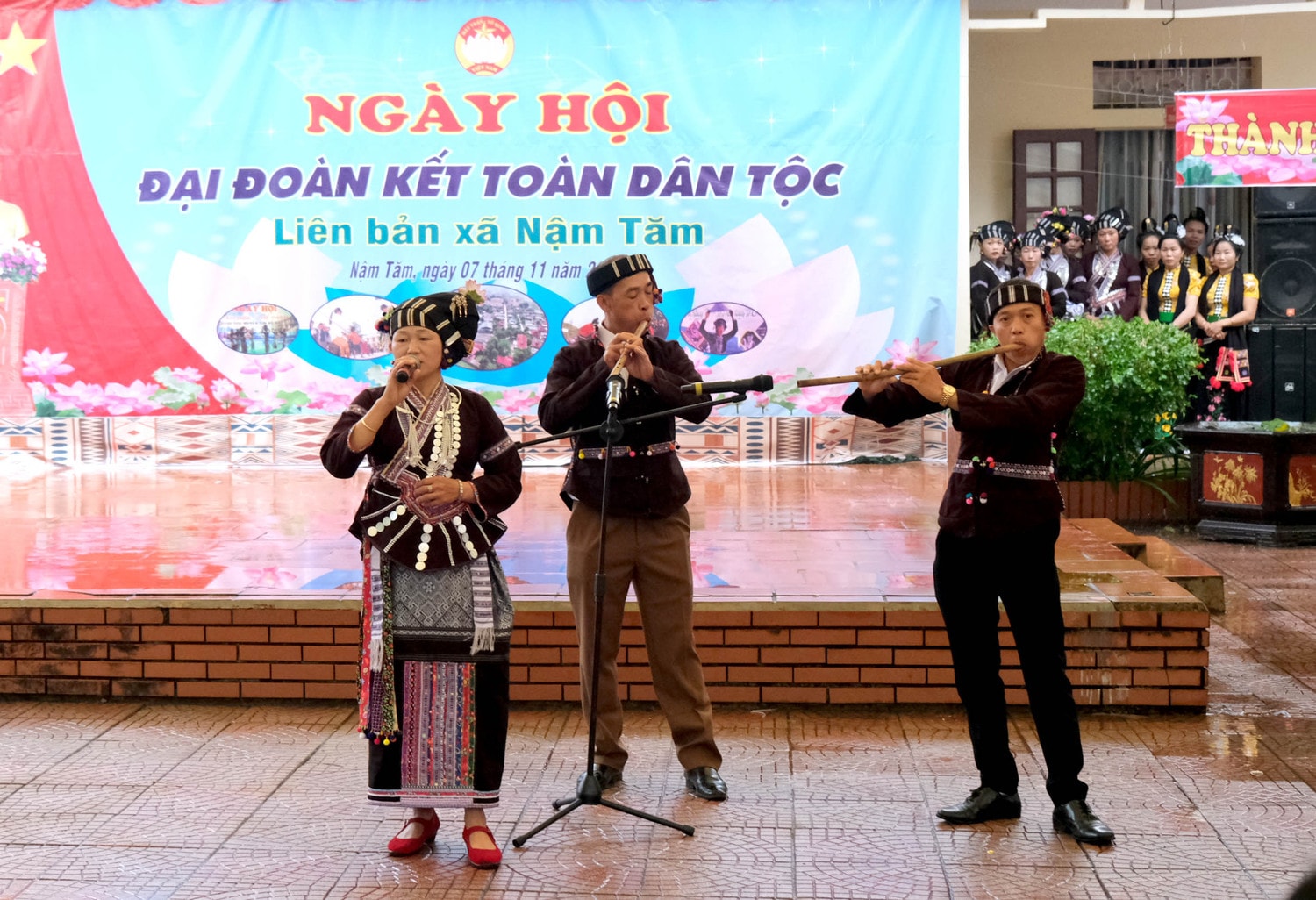 Bảo tồn, phát triển bản sắc văn hóa truyền thống của dân tộc Lự -0