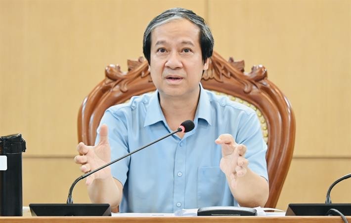 Bộ trưởng Nguyễn Kim Sơn phát biểu tại cuộc họp