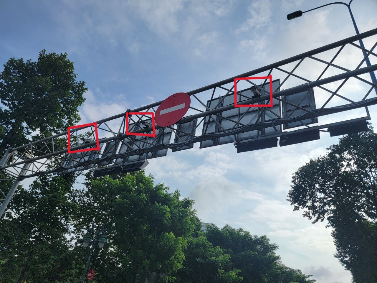 TP. Hồ Chí Minh: Kiến nghị xử phạt Công ty Cổ phần Công nghệ Tiên Phong vì thi công chậm tiến độ -0