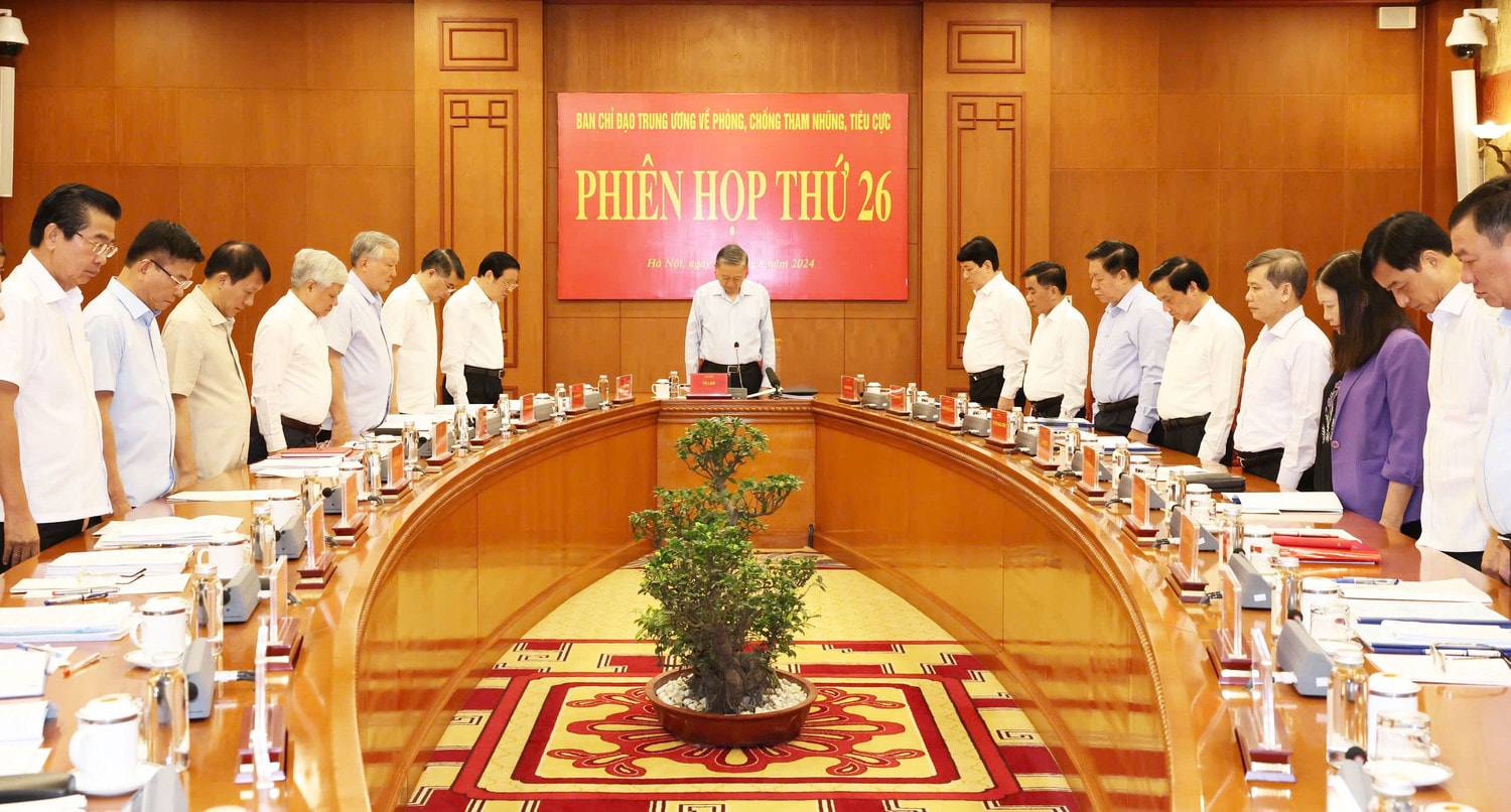 Tuyệt đối không chủ quan, thỏa mãn, tiếp tục triển khai mạnh mẽ, đồng bộ, kiên quyết, kiên trì đấu tranh phòng, chống tham nhũng, tiêu cực -0