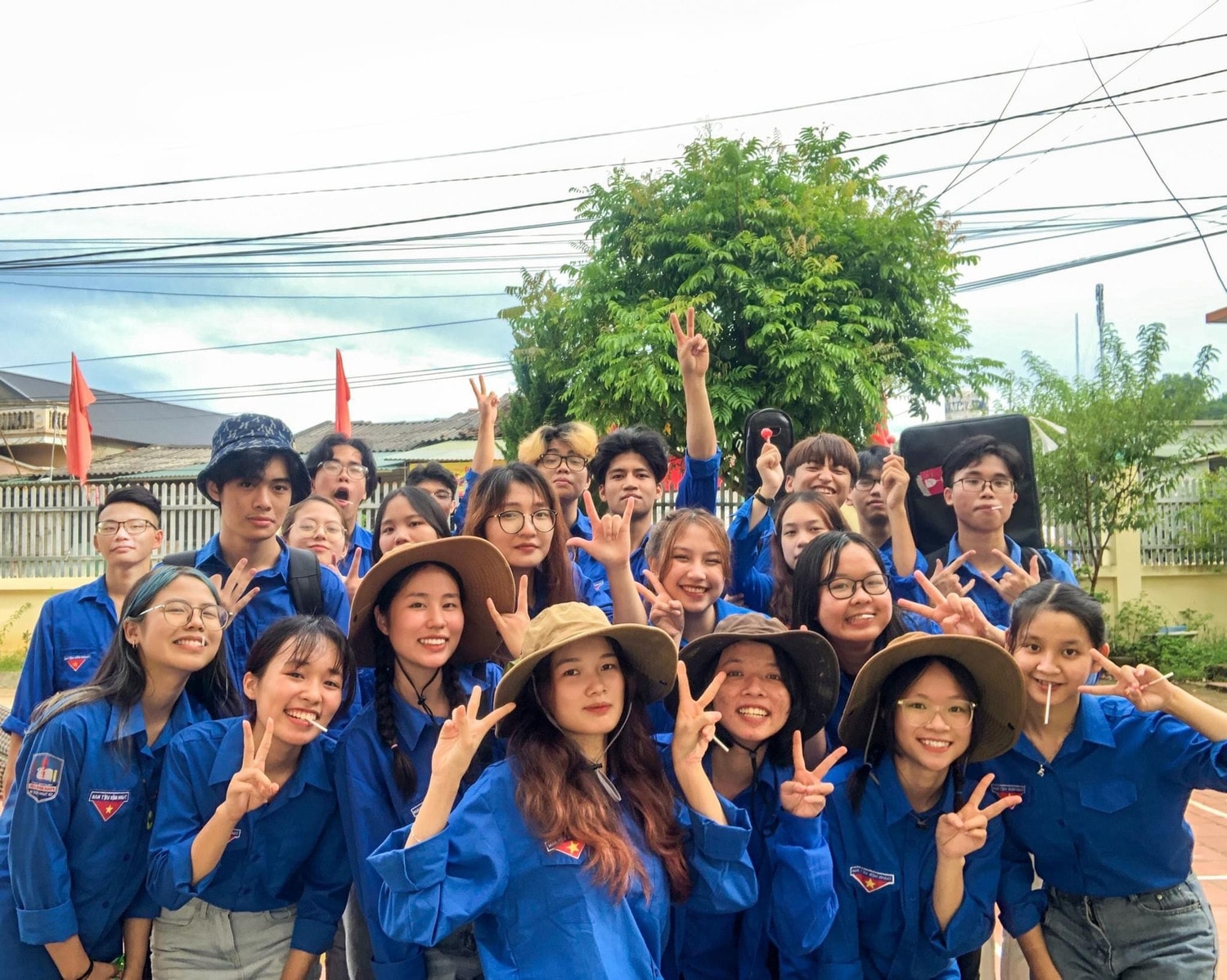 Nữ sinh quê Thái Nguyên là Thủ khoa tốt nghiệp ĐH Ngoại thương với GPA và điểm rèn luyện tuyệt đối -0