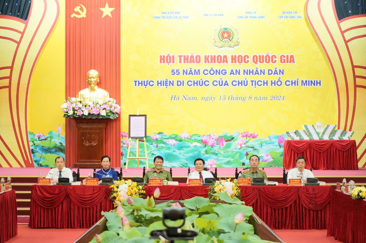 Hội thảo khoa học quốc gia 55 năm Công an Nhân dân thực hiện Di chúc của Chủ tịch Hồ Chí Minh ảnh 1