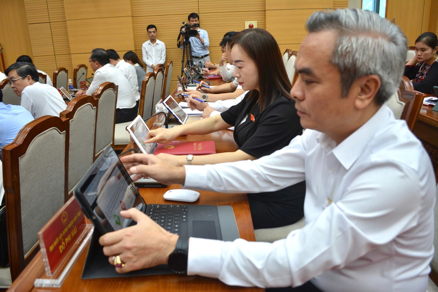 Kỳ họp thứ 18 HĐND tỉnh Yên Bái thông qua 5 Nghị quyết quan trọng -0