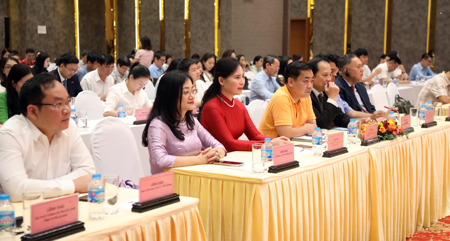 Các đại biểu tham dự Hội nghị. Ảnh: Trần Tâm Lễ hội Thành Tuyên năm 2024 đổi mới, sáng tạo vì du khách -0
