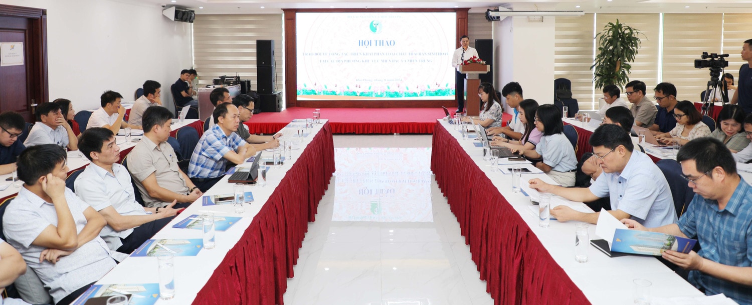 Toàn cảnh Hội thảo Phấn đấu đến 1.1.2025, tất cả các địa phương trên cả nước phân loại chất thải rắn sinh hoạt tại nguồn -0