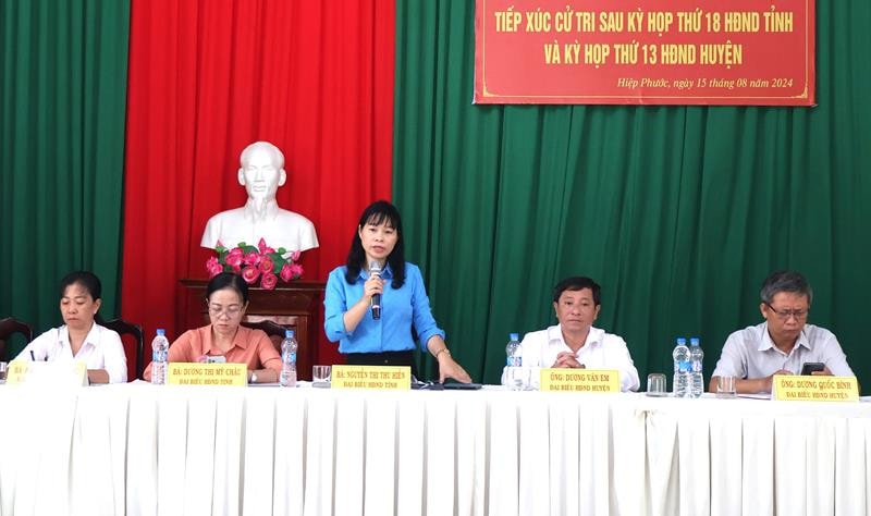 Cử tri kiến nghị nạo vét các tuyến mương thoát nước, sửa chữa tuyến đường địa phương -0