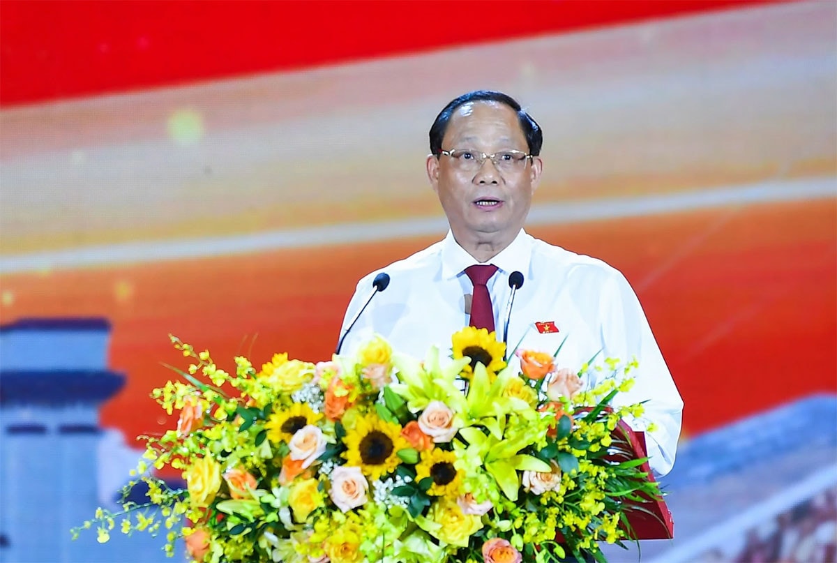Phó Chủ tịch Quốc hội, Thượng tướng Trần Quang Phương dự Chương trình nghệ thuật đặc biệt “Vĩ tuyến 17 – Khát vọng hòa bình” -2