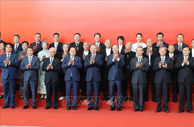 Tổng Bí thư, Chủ tịch nước Tô Lâm gặp gỡ đại diện nhân sĩ hữu nghị Trung Quốc -0