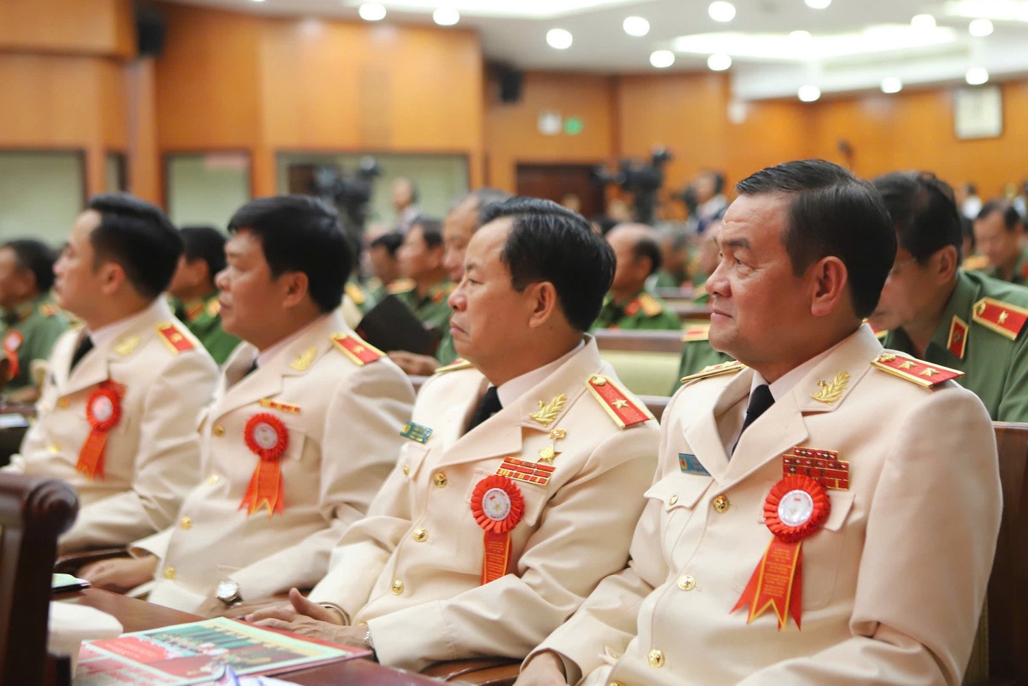 Công an TP. Hồ Chí Minh đón nhận danh hiệu Anh hùng Lực lượng vũ trang Nhân dân -0