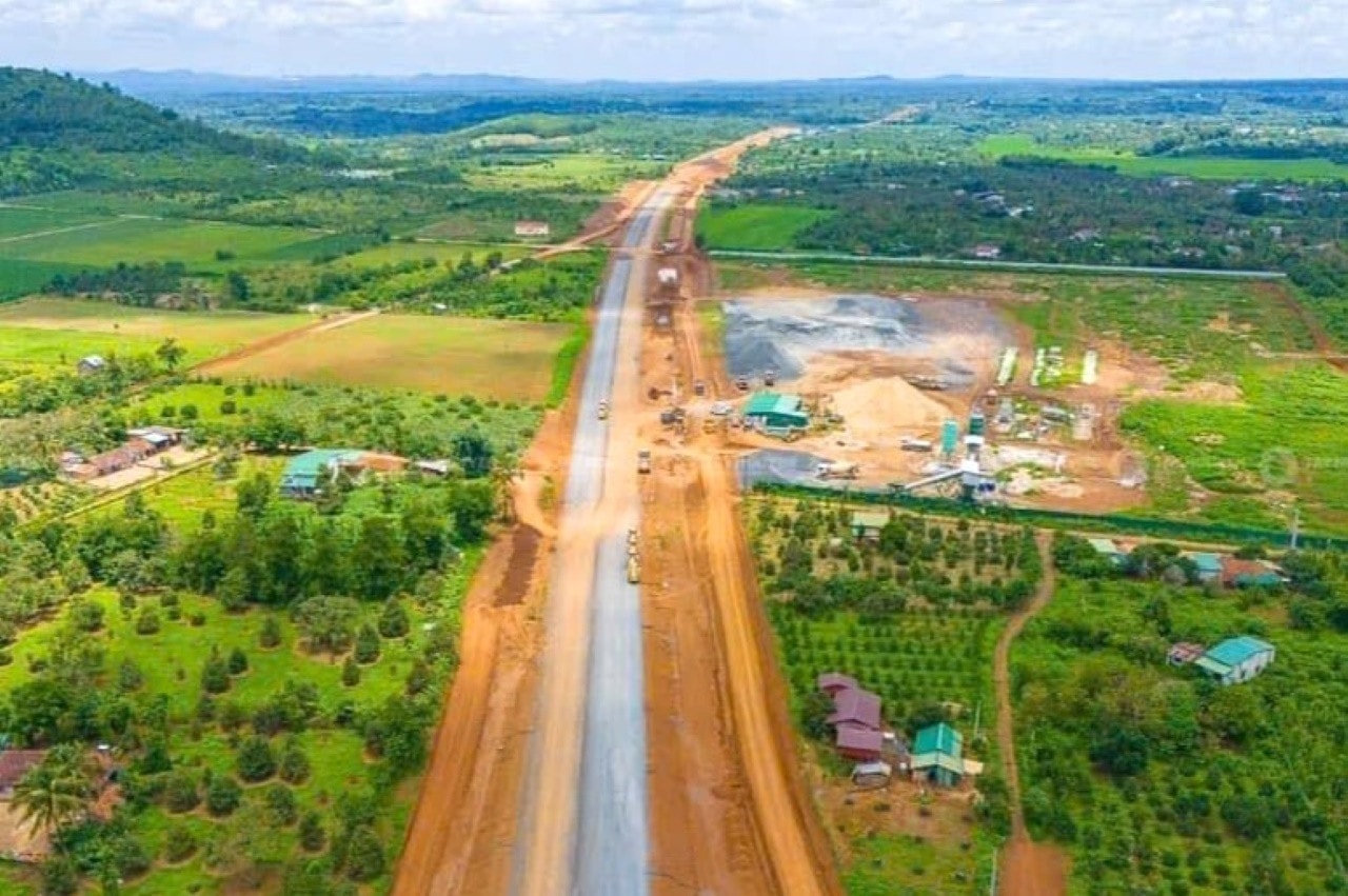 Thủ tướng phát động 500 ngày đêm thi đua hoàn thành 3.000km đường bộ cao tốc -0