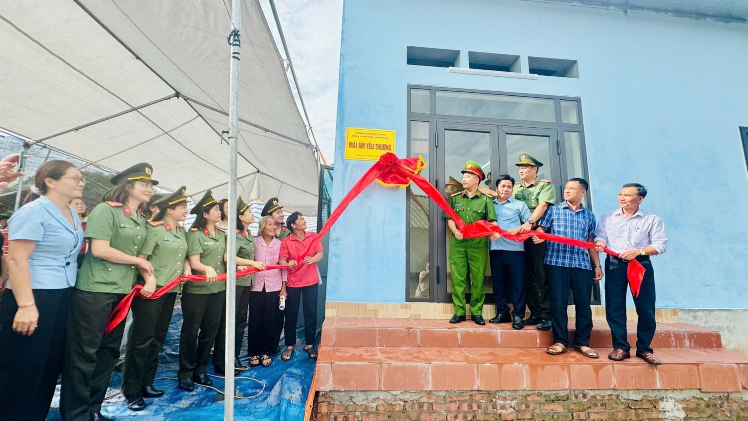 79 năm trung thành với Đảng, tận tụy với dân Đại tá Nguyễn Quốc Toản Giám đốc Công an tỉnh Bắc Giang -0