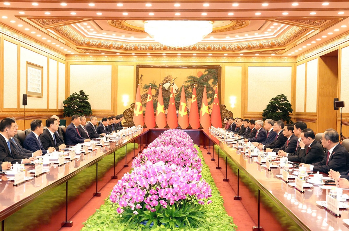 Hội đàm cấp cao giữa Tổng Bí thư, Chủ tịch nước Việt Nam và Trung Quốc -1