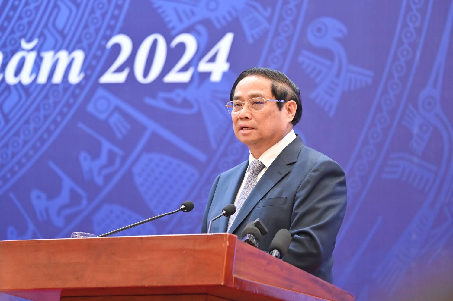 Thủ tướng Phạm Minh Chính dự Hội nghị tổng kết năm học và triển khai nhiệm vụ năm học mới 2024 - 2025 -0
