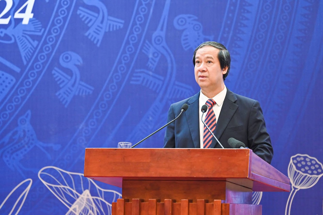 Thủ tướng dự Hội nghị tổng kết năm học 2023 - 2024, triển khai nhiệm vụ năm học mới -0