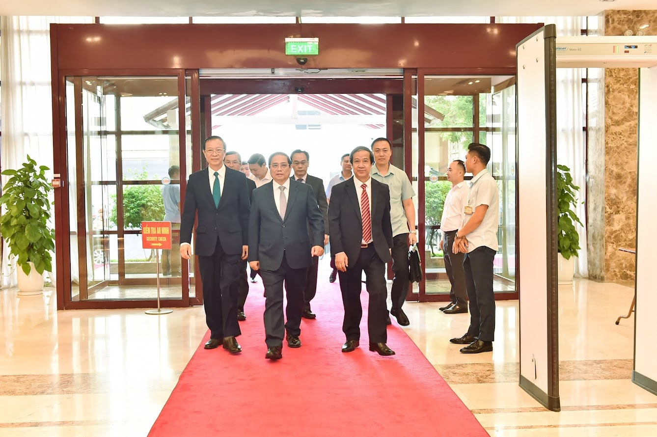 Thủ tướng dự Hội nghị tổng kết năm học 2023 - 2024, triển khai nhiệm vụ năm học -0