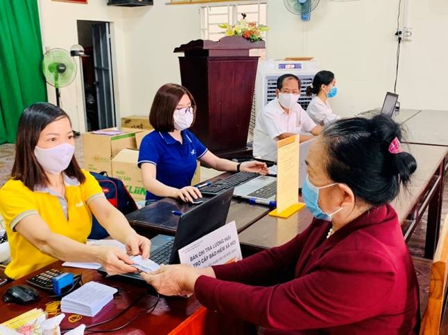 BHXH Đồng Nai: Gần 60% người hưởng lương hưu nhận tiền qua tài khoản -0