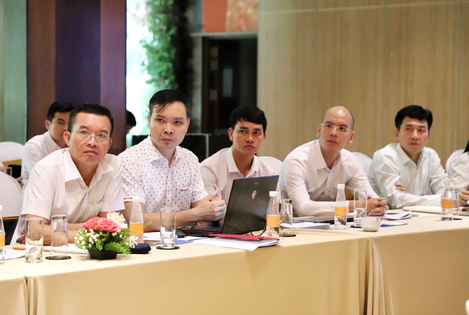 Bộ Kế hoạch và Đầu tư khẩn trương hoàn thiện hồ sơ đề nghị xây dựng hai dự án luật -0