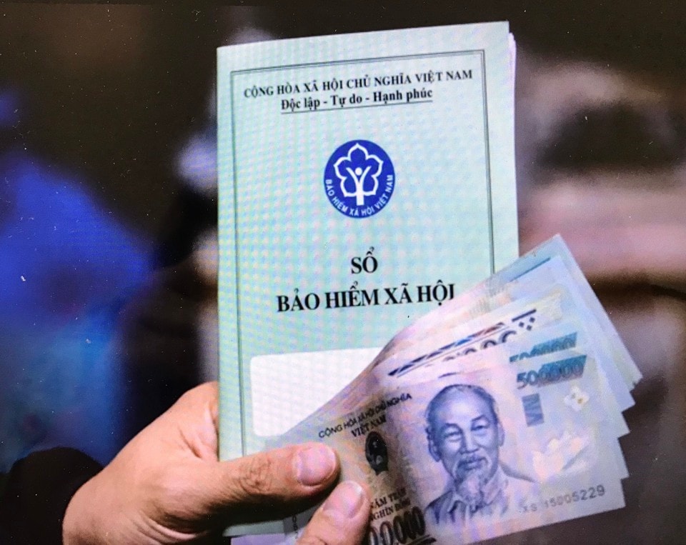 Đóng thừa năm đóng bảo hiểm xã hội bắt buộc để nghỉ hưu sớm được không? -0
