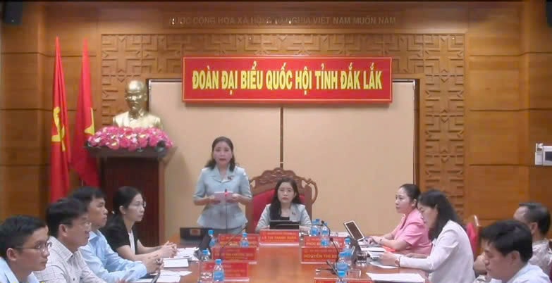 Đại biểu Quốc hội Nguyễn Thị Thu Nguyệt (Đắk Lắk) chất vấn