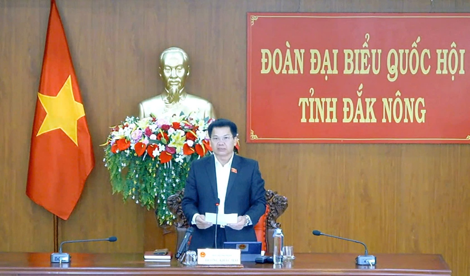 Đại biểu Quốc hội Dương Khắc Mai (Đắk Nông) chất vấn