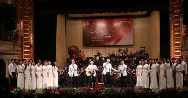 Hòa nhạc gồm những giai điệu hùng tráng mà trữ tình. Ảnh: BVHTTDL