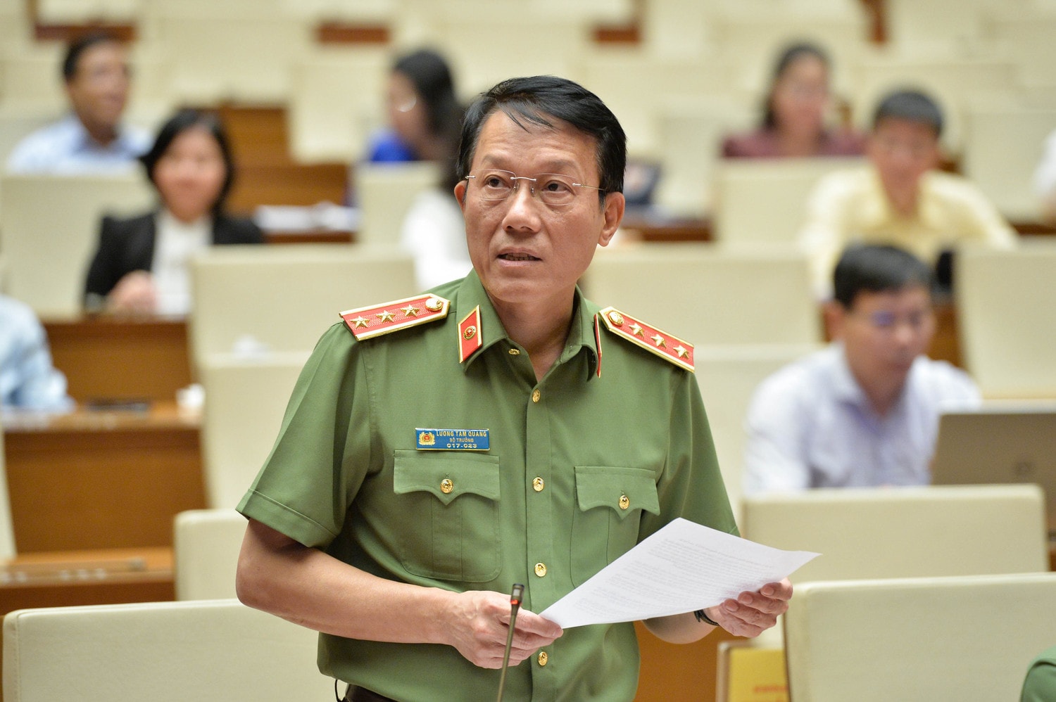Kiểm tra, tạm giữ, tước giấy tờ xe và đăng ký xe trên ứng dụng VNeID -0