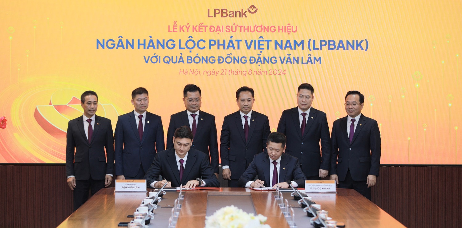 Thủ môn hàng đầu Việt Nam Đặng Văn Lâm được LPBank lựa chọn làm Đại sứ thương hiệu -0