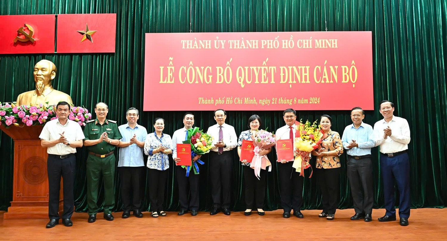 Ban Bí thư chuẩn y 4 Ủy viên Ban Thường vụ Thành ủy TP. Hồ Chí Minh -0