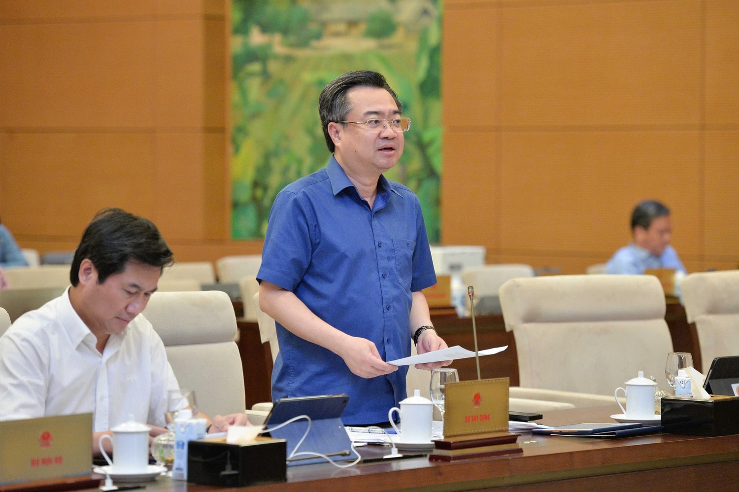 Hoàn chỉnh hồ sơ, bảo đảm đầy đủ các điều kiện, thủ tục theo đúng quy định pháp luật -0