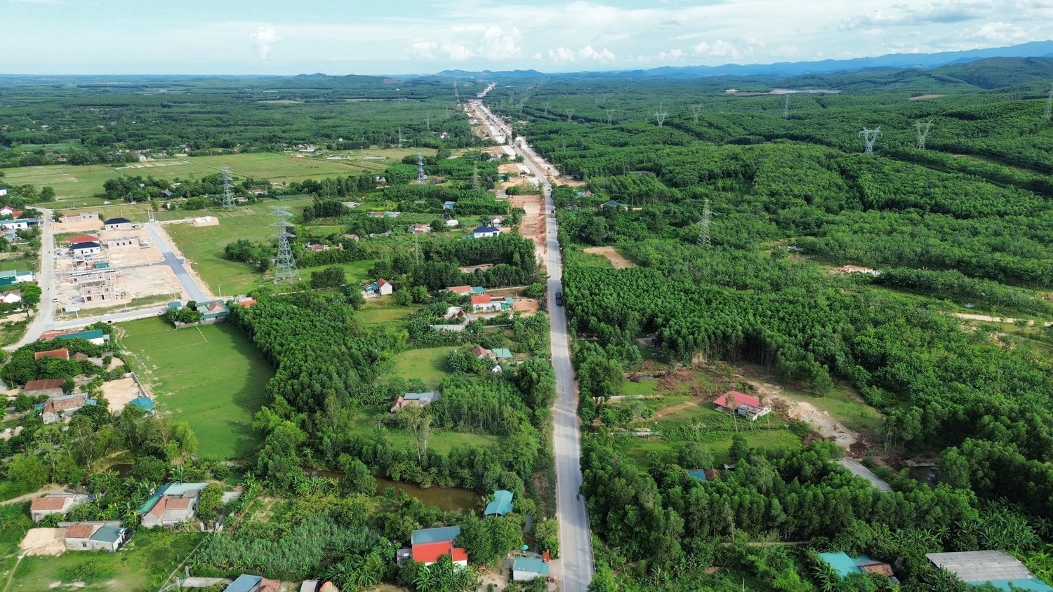 Điểm nghẽn mặt bằng còn lại trên tuyến cao tốc qua Quảng Bình -0