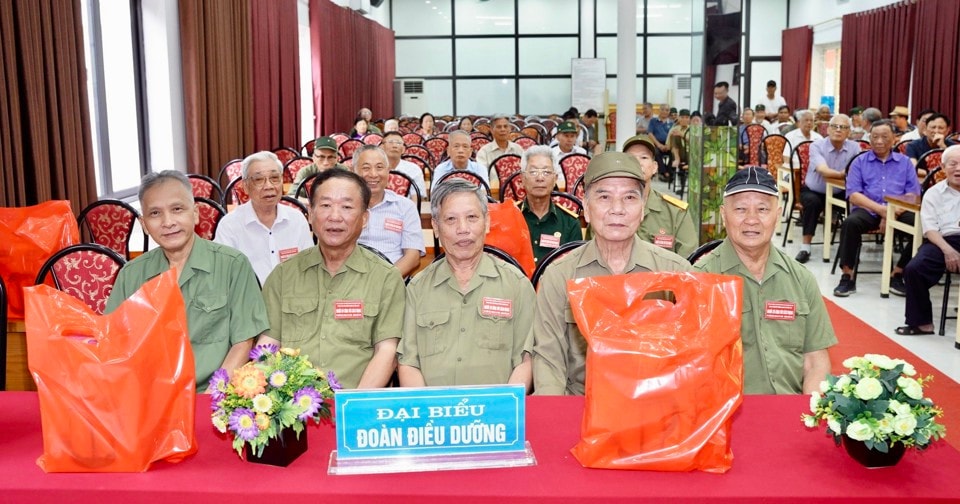 Hà Nội dành 6,12 tỷ đồng tặng quà người có công vào dịp Quốc khánh ảnh 1