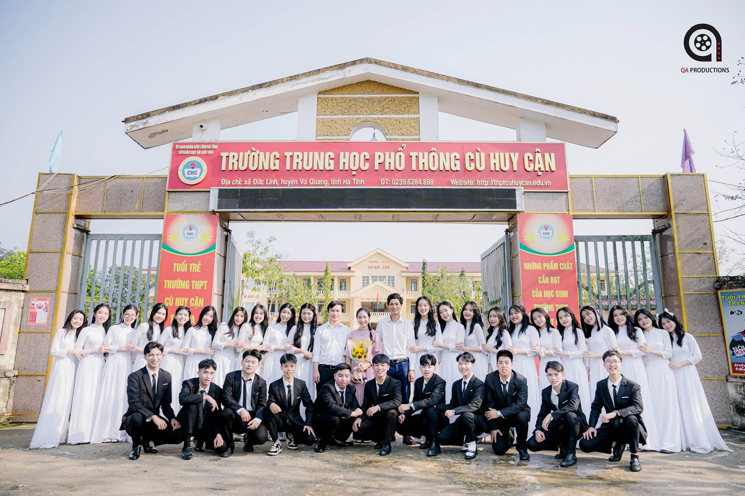 Một lớp học ở vùng rốn lũ có 100% học sinh đậu đại học -0