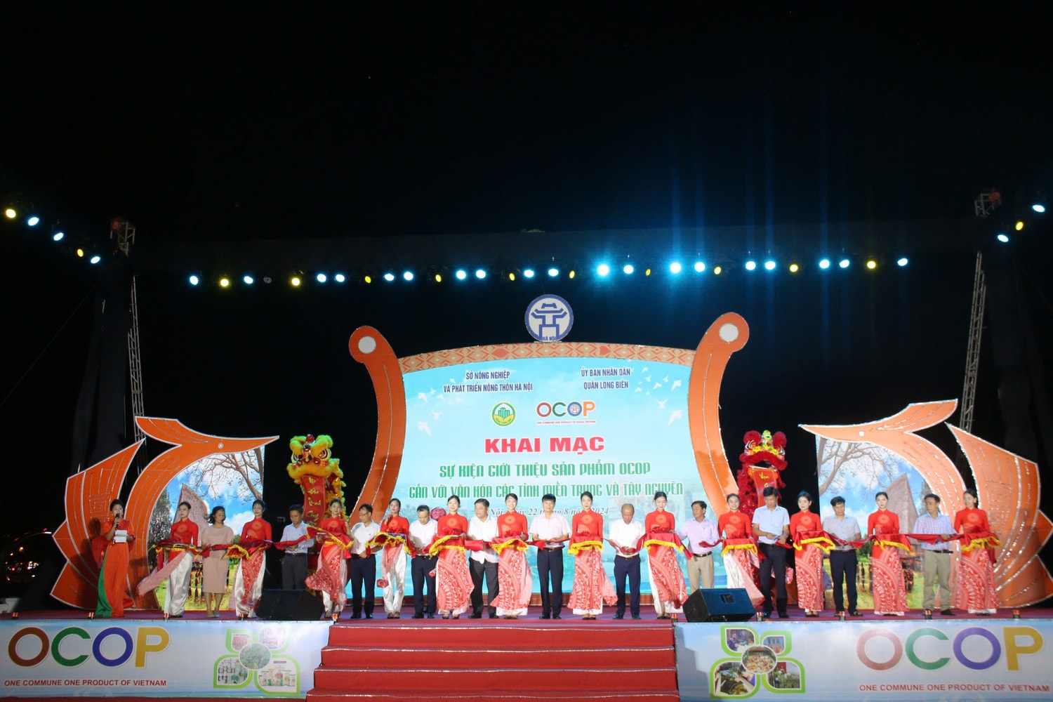 Hà Nội giới thiệu sản phẩm OCOP gắn với văn hóa các tỉnh miền Trung và Tây Nguyên -0