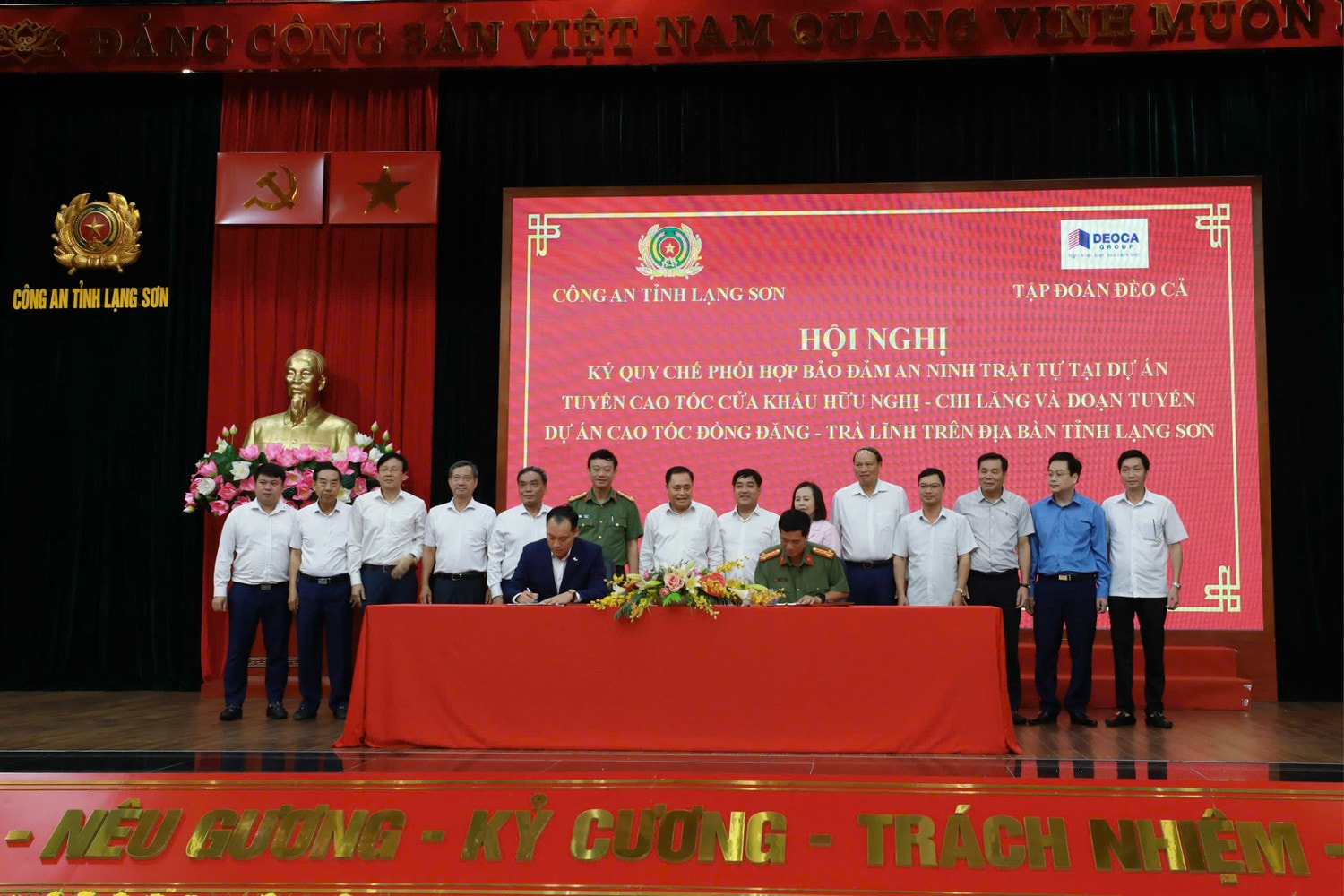 Ký kết quy chế phối hợp bảo đảm an ninh, trật tự dự án cao tốc cửa khẩu Hữu Nghị - Chi Lăng và dự án cao tốc Đồng Đăng – Trà Lĩnh (giai đoạn 1) -0