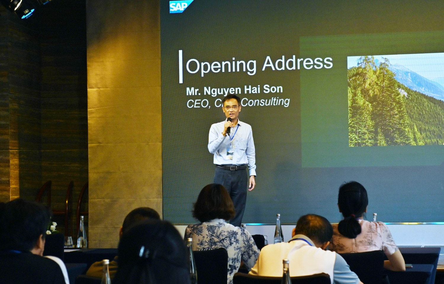 Tổng Giám đốc điều hành (CEO) CMC Consulting Nguyễn Hải Sơn Chuyển đổi số đúng hướng giúp doanh nghiệp phát triển bền vững -0