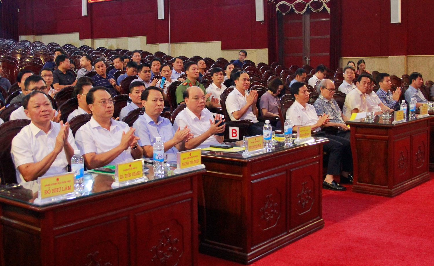 Các đại biểu dự hội nghị Thái Bình công bố Quyết định Xác lập vị trí, ranh giới và diện tích Khu bảo tồn thiên nhiên đất ngập nước Tiền Hải -0
